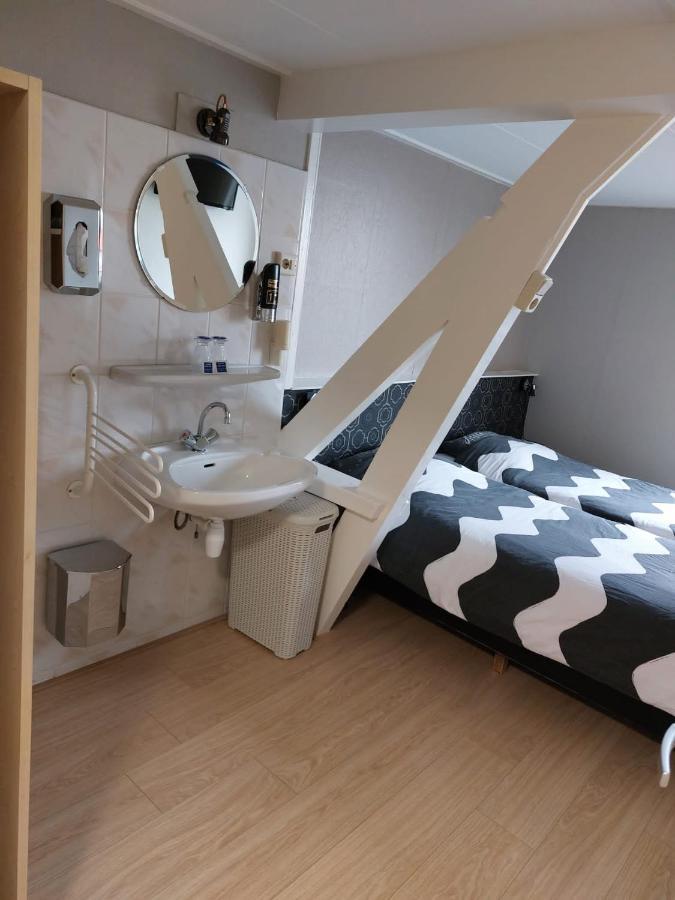 Bed & Breakfast D'Ouwe Smidse 坎珀兰 外观 照片